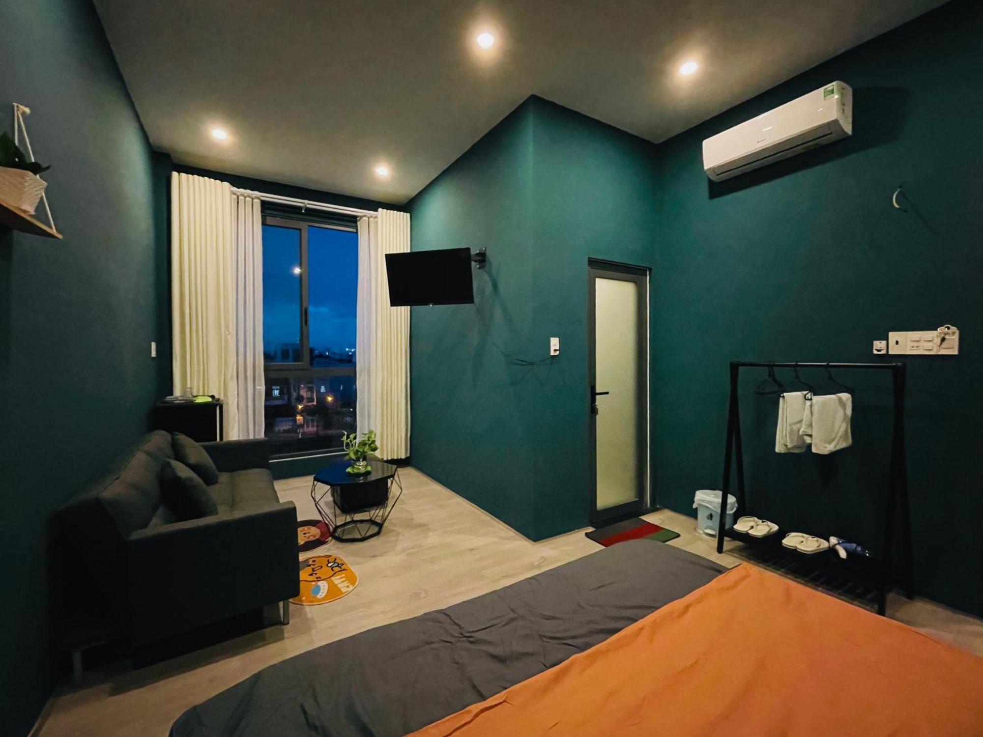 Mid Night Hotel เกิ่นเทอ ภายนอก รูปภาพ