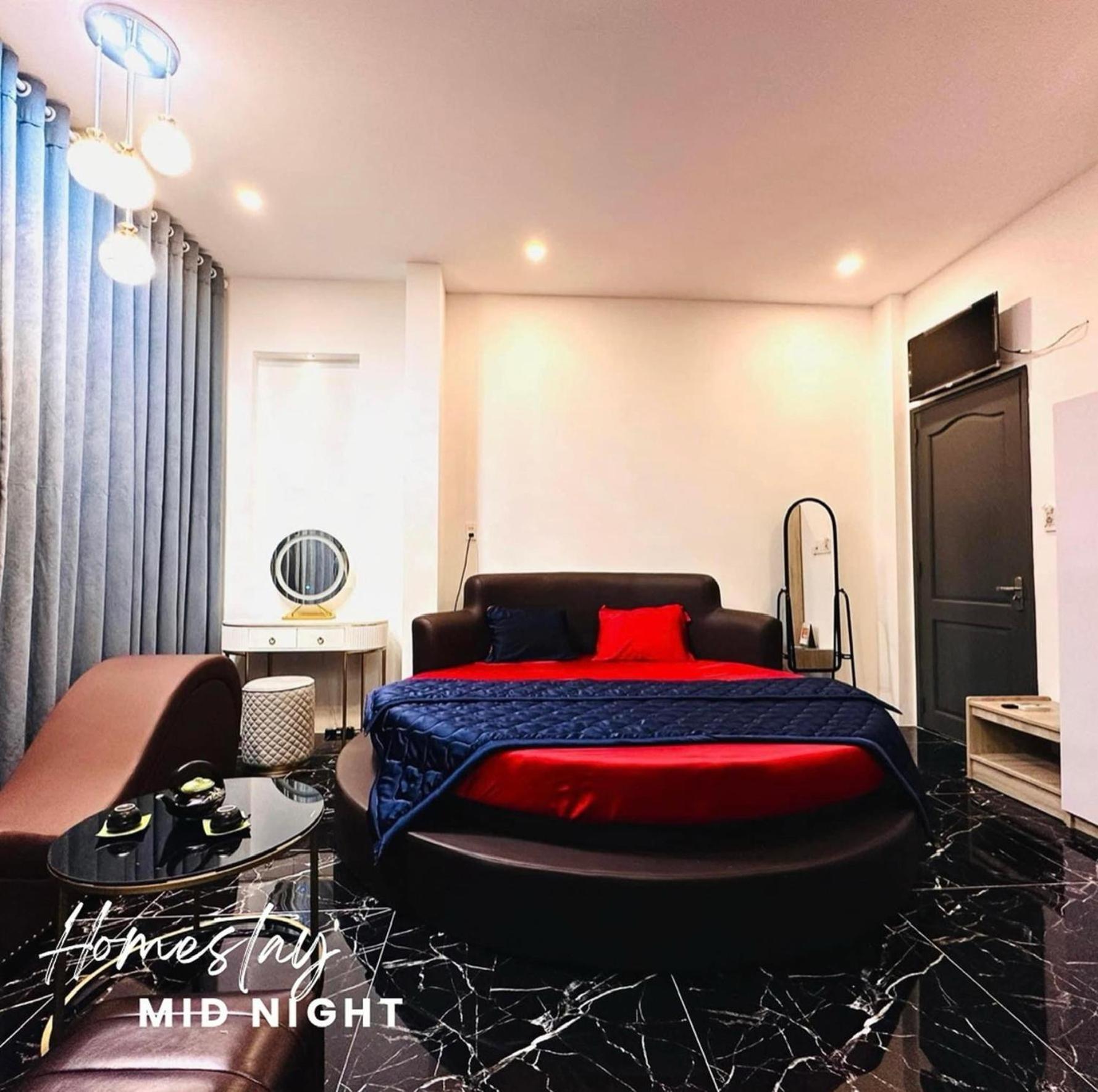 Mid Night Hotel เกิ่นเทอ ภายนอก รูปภาพ